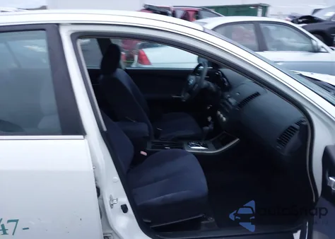 2005 Nissan Altima 2.5 S z USA, uszkodzony, nr VIN 1N4AL11D25C384443